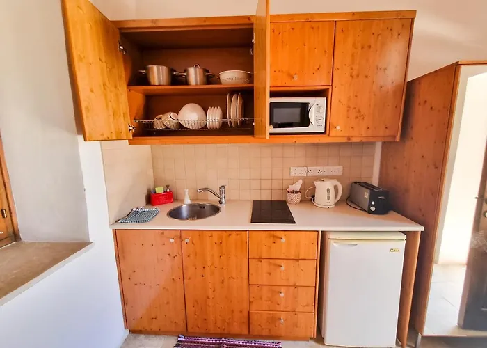 Village Poolside Escape With Pool Facilities Apartmán *